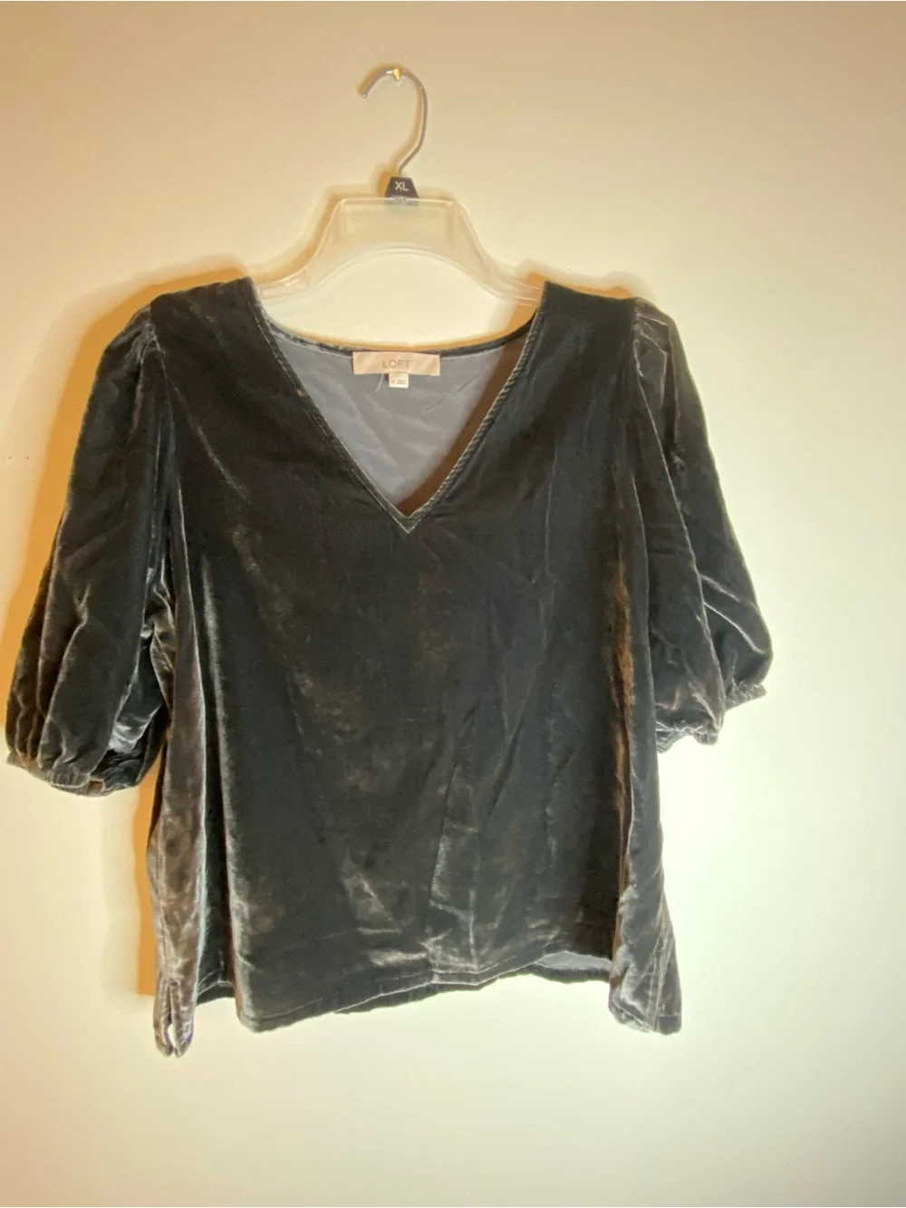 LOFT Charcoal Velvet V-Neck Puff Sleeve Blouse